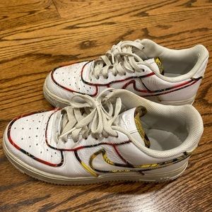 vintage nike air forces with colorful plans trim in size 8!!